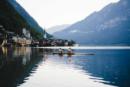 Hallstatt Rudern_Hallstaettersee_Hallstatt_Oberoesterreich_Tourismus_GmbH_Stefan_Mayerhofer